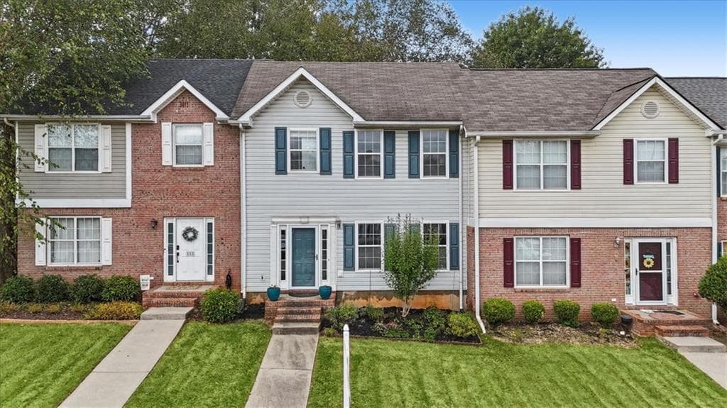 2 bedroom, 3 bathroom, 1,348 sq ft townhouse for sale at 115 Westside Chase, Cartersville, GA 30120