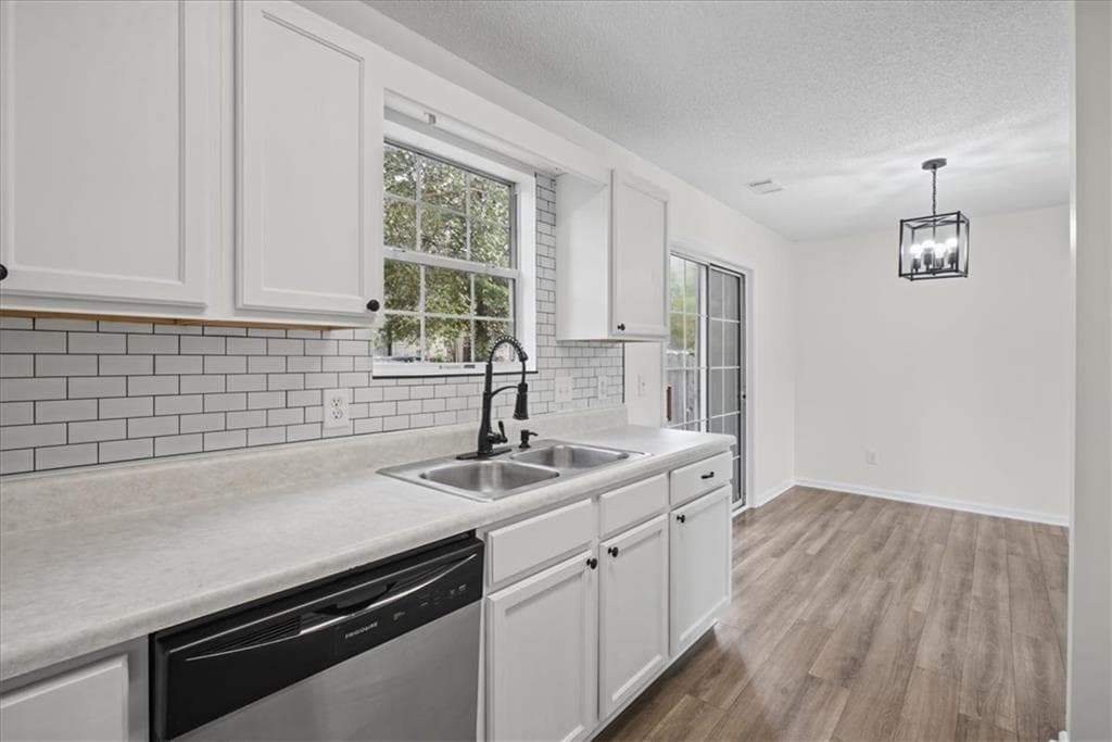 2 bedroom, 3 bathroom, 1,348 sq ft townhouse for sale at 115 Westside Chase, Cartersville, GA 30120 — photo 9