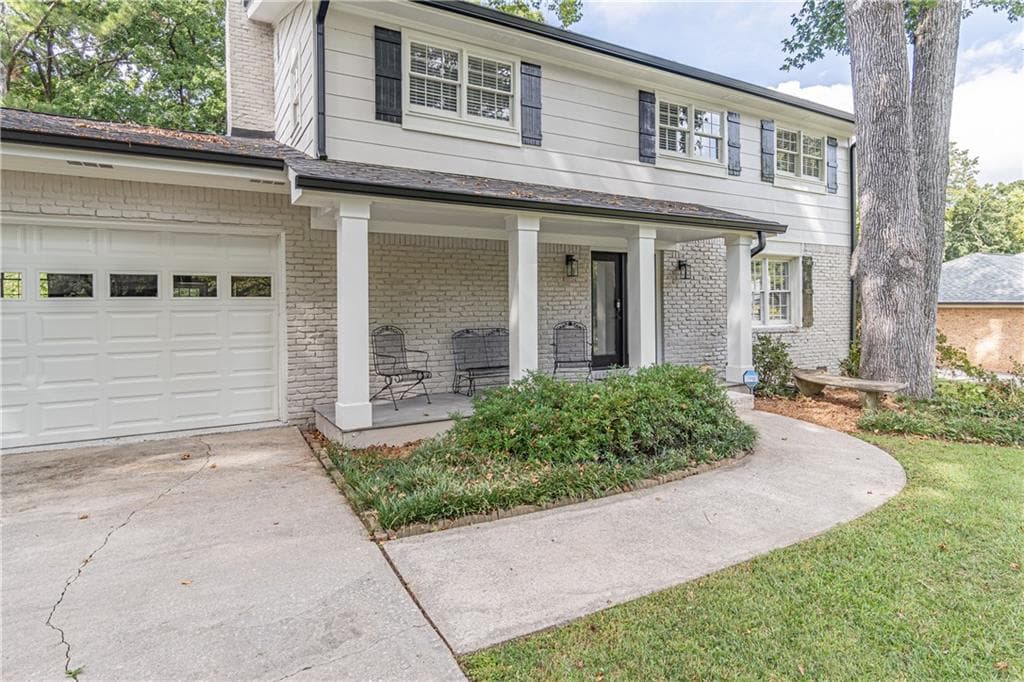 5 bedroom, 3 bathroom, 2,432 sq ft single family residence for sale at 4814 Coldstream Drive, Atlanta, GA 30360 — photo 5