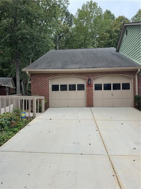 2 bedroom, 2 bathroom, 1,685 sq ft condominium for sale at 6306 Deerings Hollow, Peachtree Corners, GA 30092 — photo 3