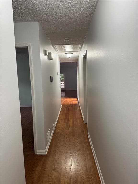 2 bedroom, 2 bathroom, 1,685 sq ft condominium for sale at 6306 Deerings Hollow, Peachtree Corners, GA 30092 — photo 7