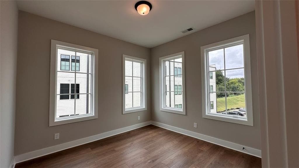 2 bedroom, 2 bathroom, 1,371 sq ft condominium for sale at 919 Hughley Circle 11, Atlanta, GA 30316 — photo 8