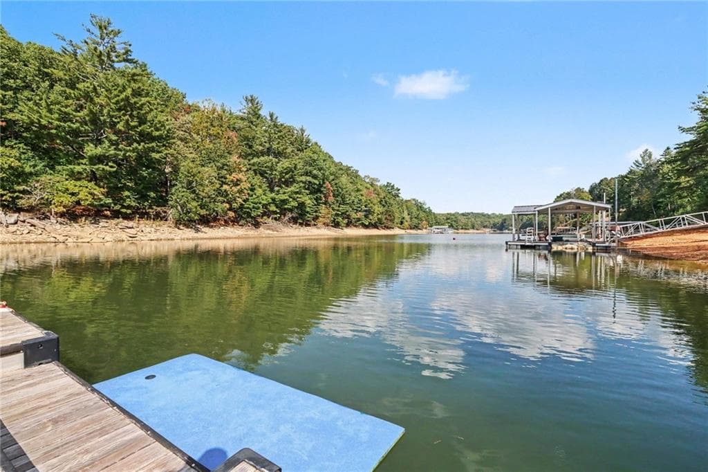 5 bedroom, 4 bathroom, 3,590 sq ft single family residence for sale at 161 Hill Place, Blairsville, GA 30512 — photo 5
