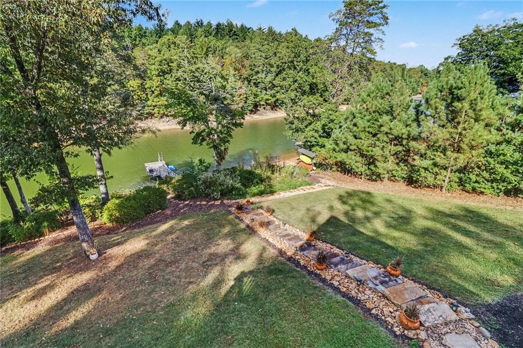 5 bedroom, 4 bathroom, 3,590 sq ft single family residence for sale at 161 Hill Place, Blairsville, GA 30512 — photo 7