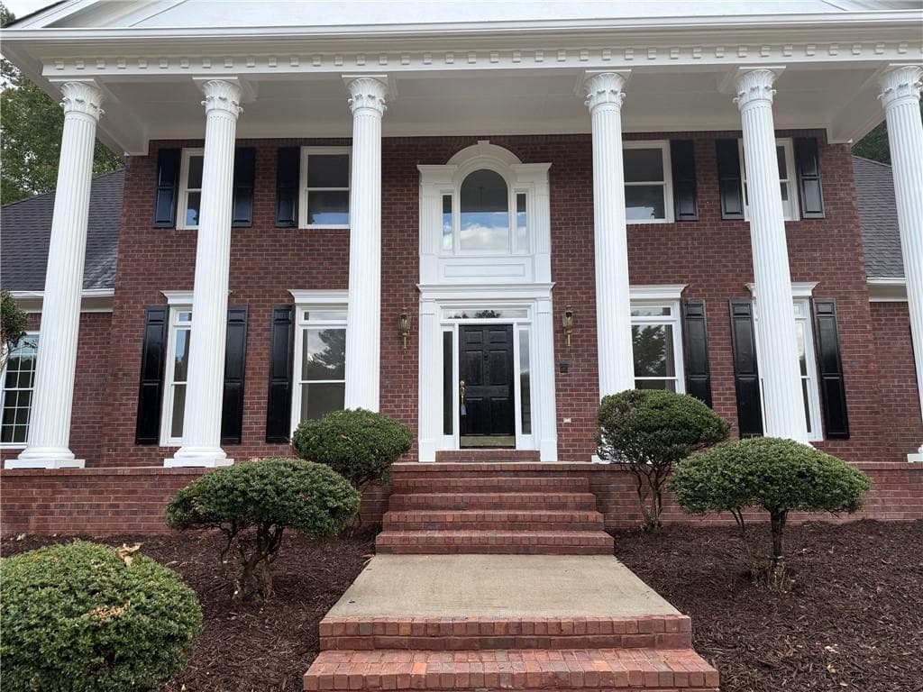 7 bedroom, 4 bathroom, 3,480 sq ft single family residence for sale at 110 Emerald Lake Drive, Fayetteville, GA 30215 — photo 5