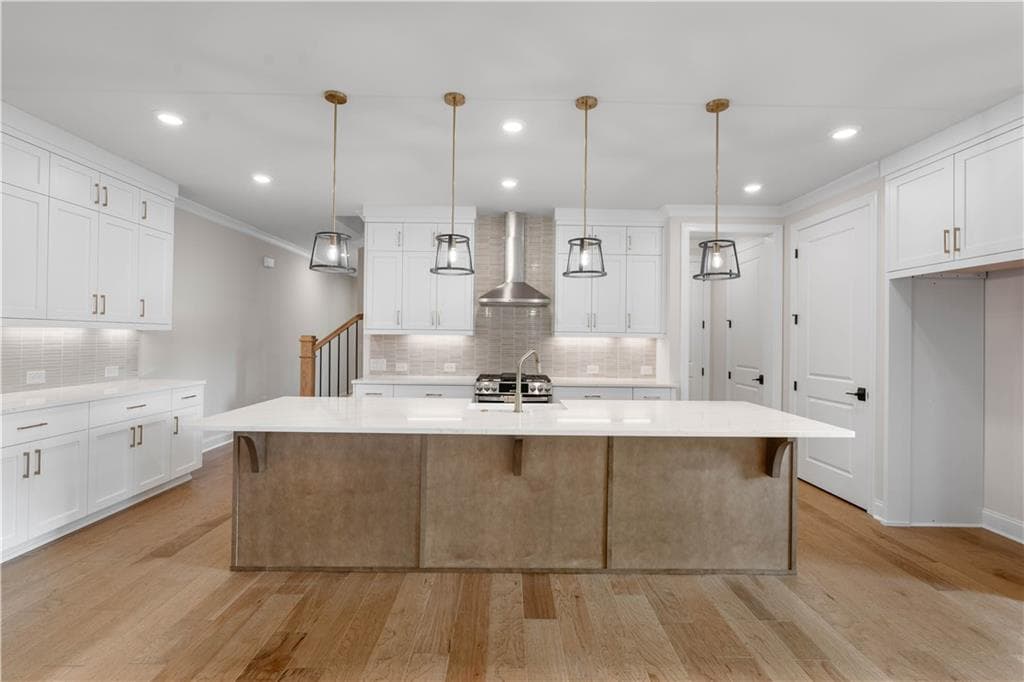 3 bedroom, 3 bathroom, 2,233 sq ft townhouse for sale at 4701 Coleridge Court 425, Peachtree Corners, GA 30092 — photo 3