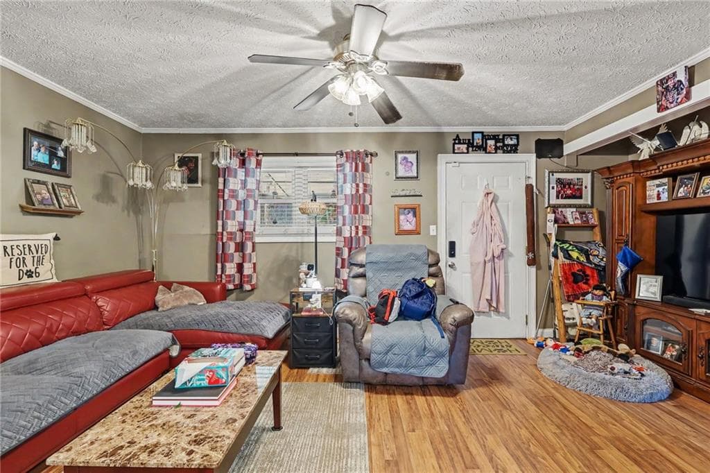 3 bedroom, 2 bathroom, 1,032 sq ft single family residence for sale at 8942 Meadow Drive, Lithia Springs, GA 30122 — photo 8