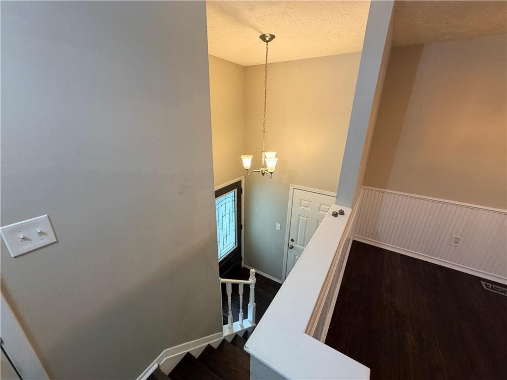 4 bedroom, 2 bathroom, 1,660 sq ft single family residence for sale at 305 Birch Rill Drive, Alpharetta, GA 30022 — photo 10