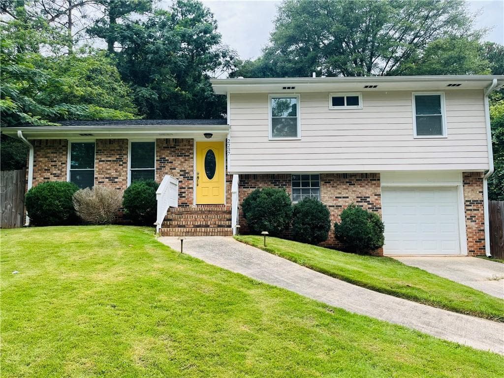 4 bedroom, 2 bathroom, 1,826 sq ft single family residence for rent at 2237 Scotty Cir, Decatur, GA 30032 for $2,400 a month — photo 1 of 15