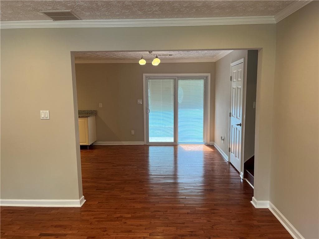 4 bedroom, 2 bathroom, 1,826 sq ft single family residence for rent at 2237 Scotty Cir, Decatur, GA 30032 for $2,400 a month — photo 3