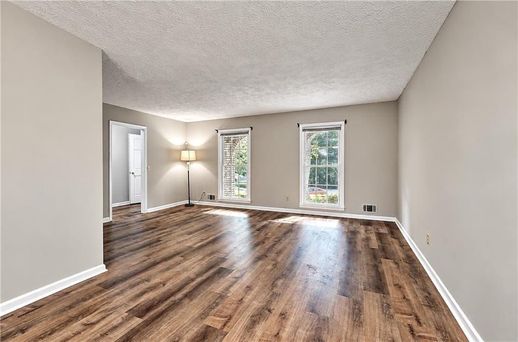 3 bedroom, 3 bathroom, 2,114 sq ft single family residence for sale at 2965 Brookridge Court, Marietta, GA 30066 — photo 7