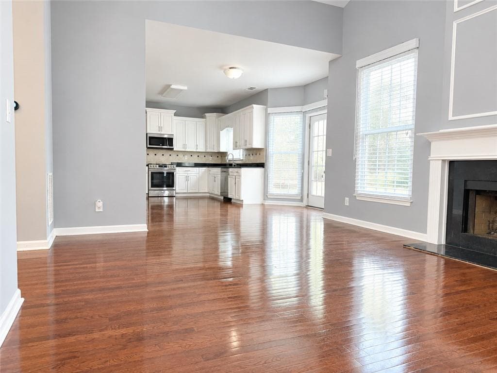 3 bedroom, 3 bathroom, 2,136 sq ft single family residence for rent at 3973 Kendall Cove, Atlanta, GA 30340 for $2,900 a month — photo 6