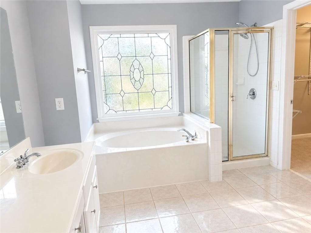 3 bedroom, 3 bathroom, 2,136 sq ft single family residence for rent at 3973 Kendall Cove, Atlanta, GA 30340 for $2,900 a month — photo 10