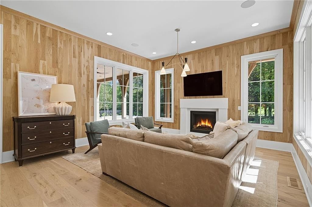 6 bedroom, 8 bathroom, 8,966 sq ft single family residence for sale at 14801 HOPEWELL Road, Milton, GA 30004 — photo 10
