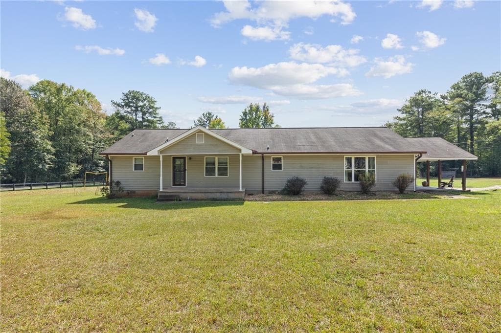 3 bedroom, 2 bathroom, 1,334 sq ft single family residence for sale at 8535 Downs Road, Winston, GA 30187