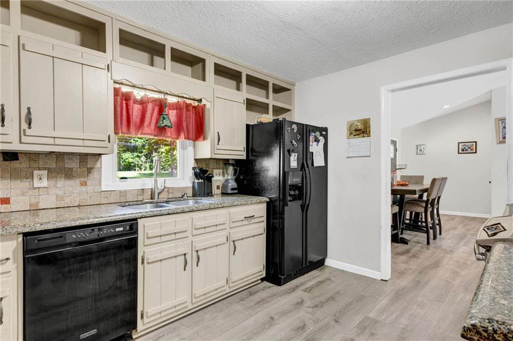 3 bedroom, 2 bathroom, 1,334 sq ft single family residence for sale at 8535 Downs Road, Winston, GA 30187 — photo 8