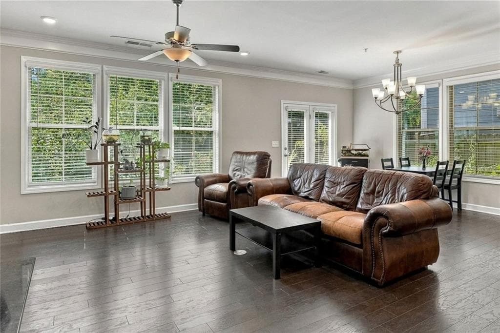 3 bedroom, 3 bathroom, 2,042 sq ft single family residence for sale at 58 W Dixie Avenue, Marietta, GA 30008 — photo 6