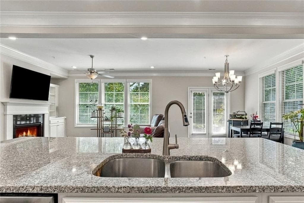 3 bedroom, 3 bathroom, 2,042 sq ft single family residence for sale at 58 W Dixie Avenue, Marietta, GA 30008 — photo 10