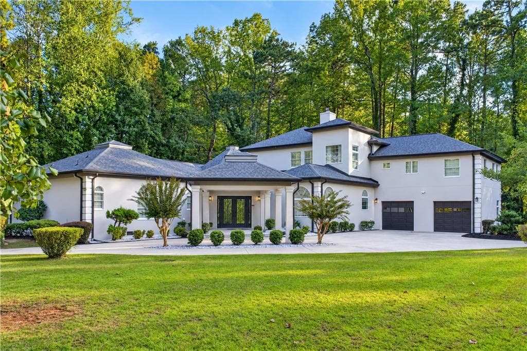 5 bedroom, 9 bathroom, 5,852 sq ft home for sale at 775 SW Flamingo Drive, Atlanta, GA