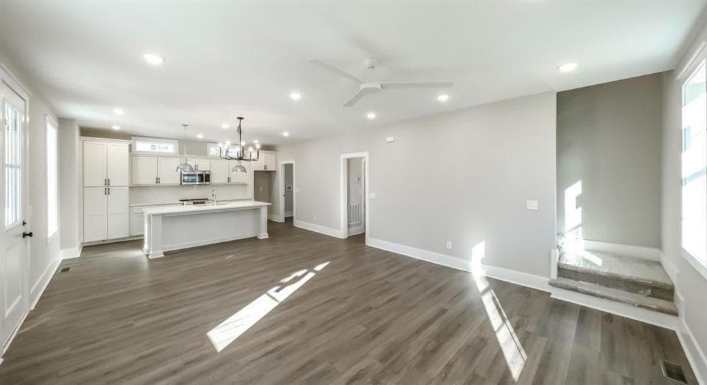 3 bedroom, 3 bathroom, 1,637 sq ft single family residence for sale at 485 West Avenue, Bowdon, GA 30108 — photo 5