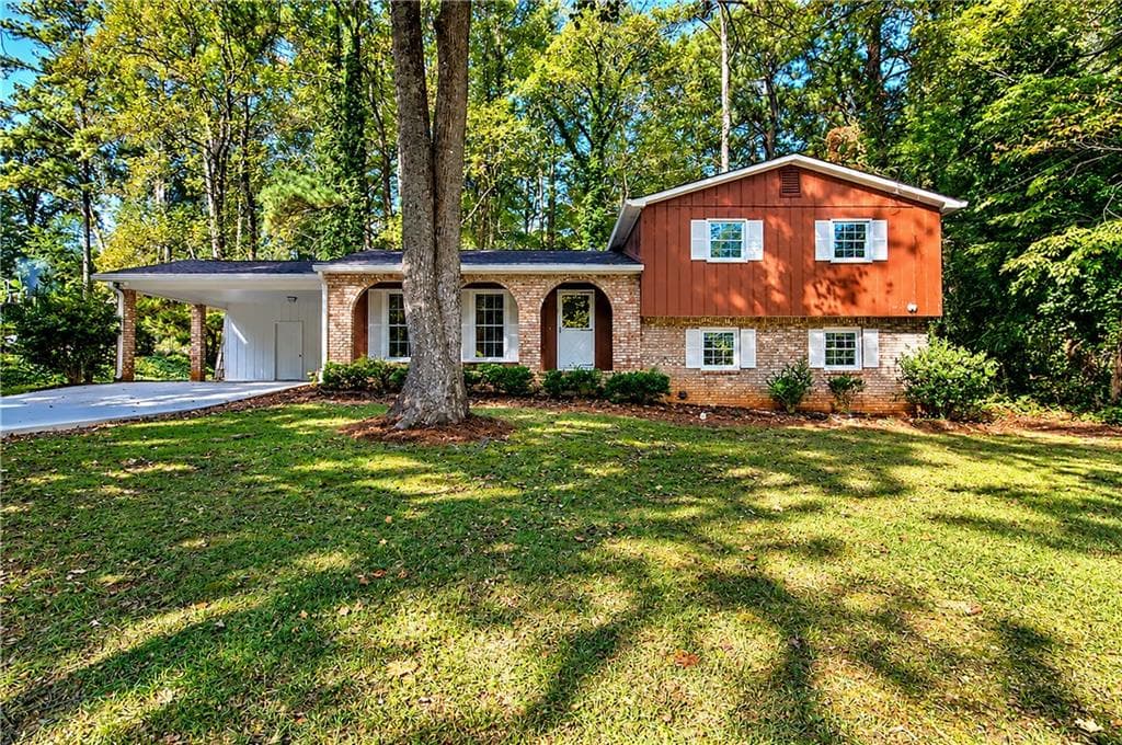3 bedroom, 3 bathroom, 2,114 sq ft single family residence for sale at 2965 Brookridge Court, Marietta, GA 30066