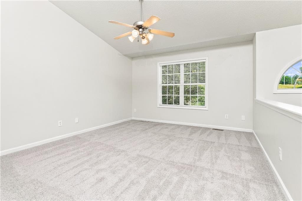 3 bedroom, 2 bathroom, 1,626 sq ft single family residence for sale at 315 Thorn Thicket Way, Rockmart, GA 30153 — photo 3