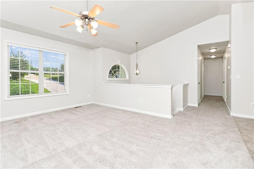 3 bedroom, 2 bathroom, 1,626 sq ft single family residence for sale at 315 Thorn Thicket Way, Rockmart, GA 30153 — photo 7