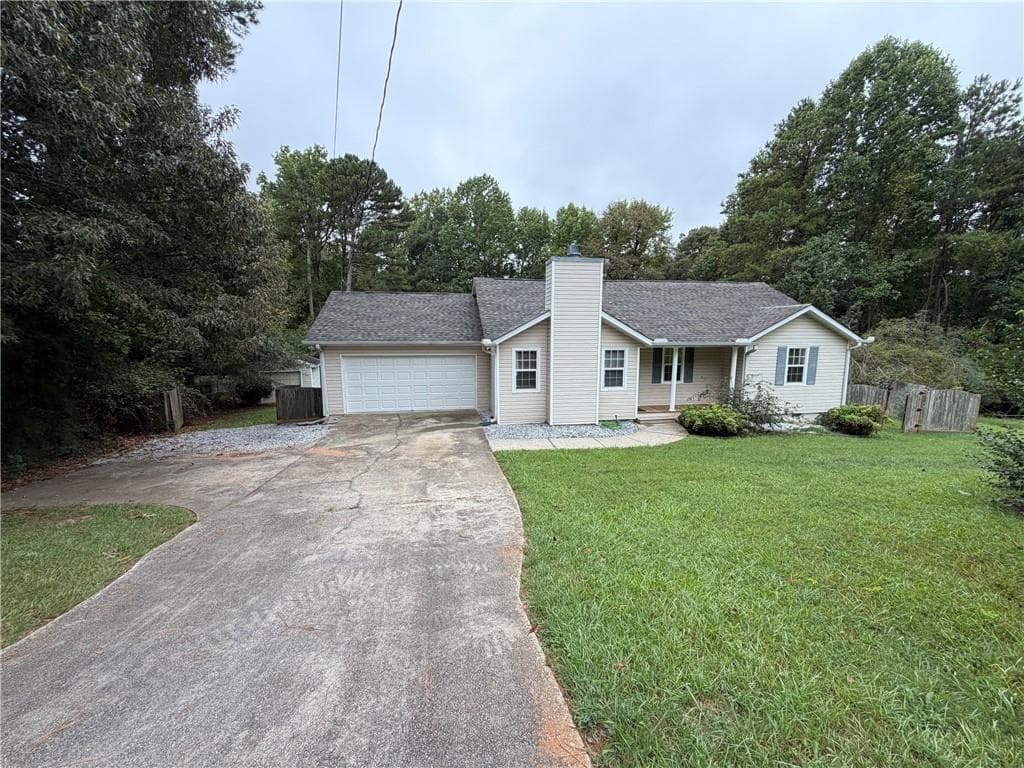3 bedroom, 2 bathroom, 1,324 sq ft single family residence for sale at 15 Mays Court, Stockbridge, GA 30281