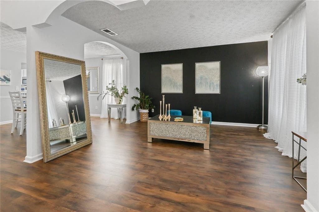 4 bedroom, 3 bathroom, 3,209 sq ft single family residence for sale at 795 Compton Lane, Mcdonough, GA 30253 — photo 4