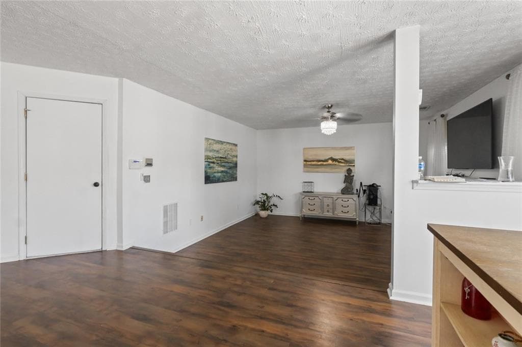 4 bedroom, 3 bathroom, 3,209 sq ft single family residence for sale at 795 Compton Lane, Mcdonough, GA 30253 — photo 10