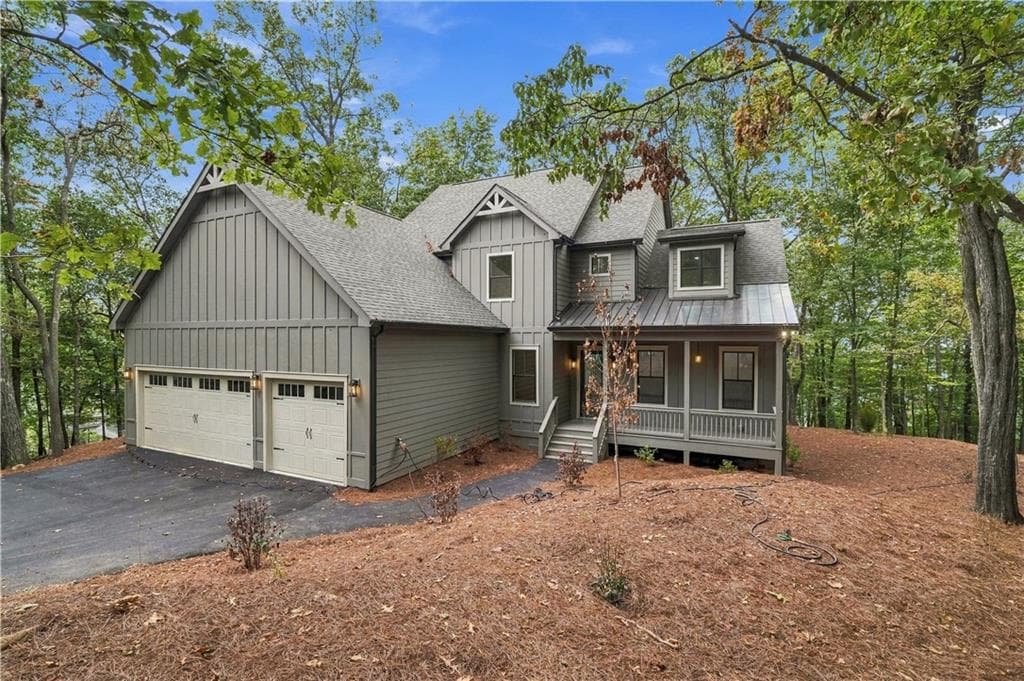 4 bedroom, 4 bathroom, 4,241 sq ft single family residence for sale at 20 Falcon Circle, Jasper, GA 30143 — photo 2