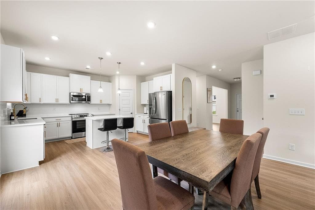 4 bedroom, 3 bathroom, 2,404 sq ft single family residence for rent at 228 Whitneys Way, Dallas, GA 30157 for $2,800 a month — photo 8