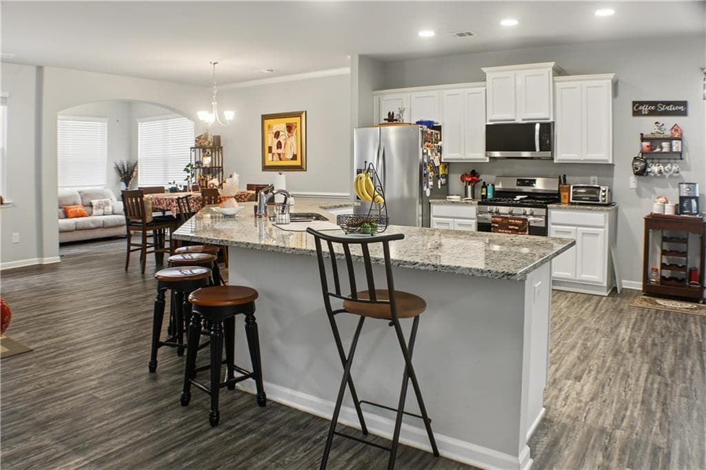 3 bedroom, 2 bathroom, 2,118 sq ft single family residence for rent at 458 Laurelcrest Lane, Dallas, GA 30132 for $2,300 a month — photo 6