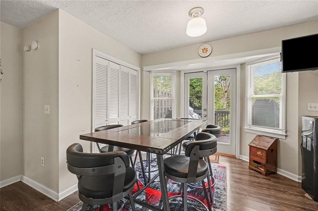 3 bedroom, 2 bathroom, 1,495 sq ft single family residence for sale at 481 Don Circle, Marietta, GA 30064 — photo 9