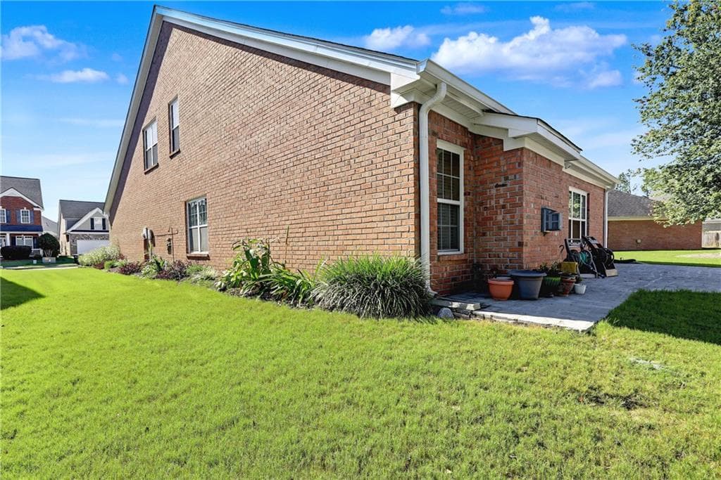 4 bedroom, 3 bathroom, 2,744 sq ft single family residence for sale at 2109 Wicker Wood Way, Snellville, GA 30078 — photo 6
