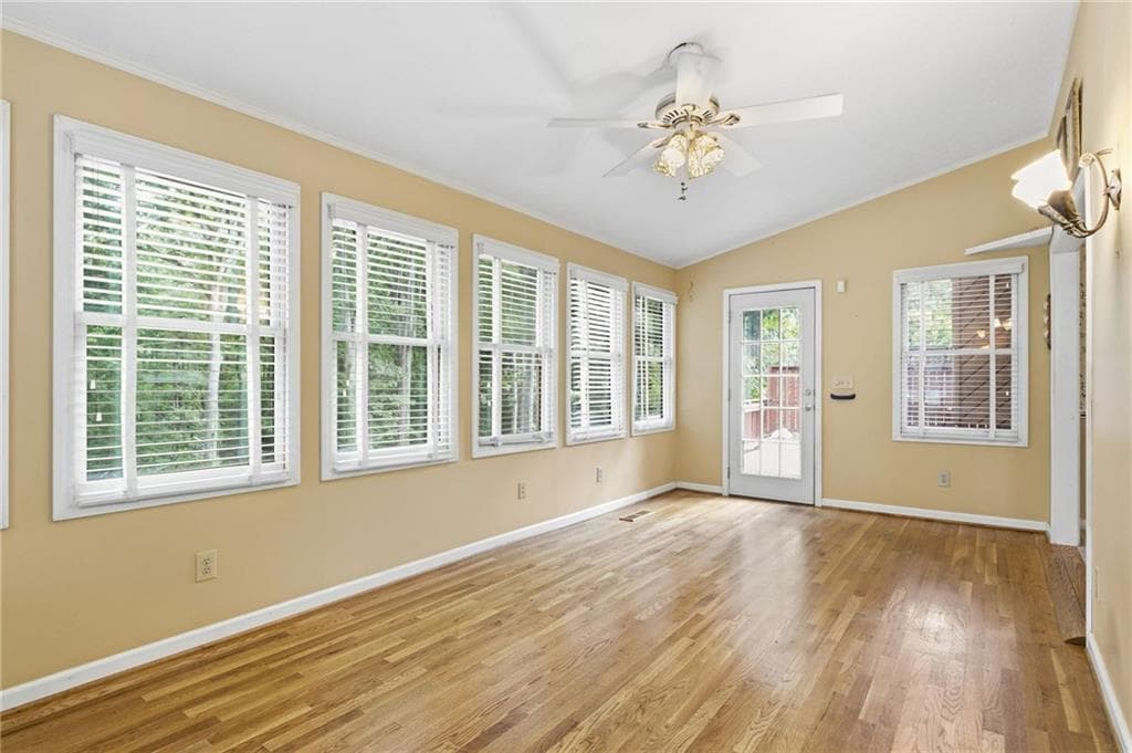3 bedroom, 2 bathroom, 2,664 sq ft single family residence for sale at 1515 Kincaid Road, Marietta, GA 30066 — photo 8