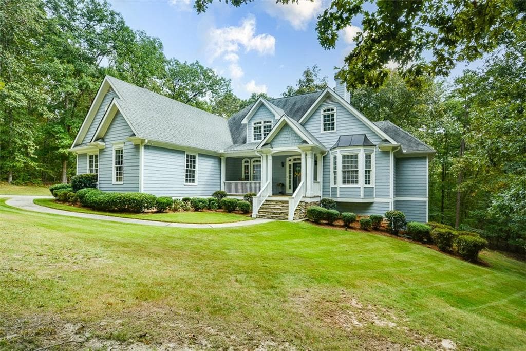 4 bedroom, 3 bathroom, 2,490 sq ft single family residence for sale at 5935 Double Birch, Douglasville, GA 30135 — photo 3