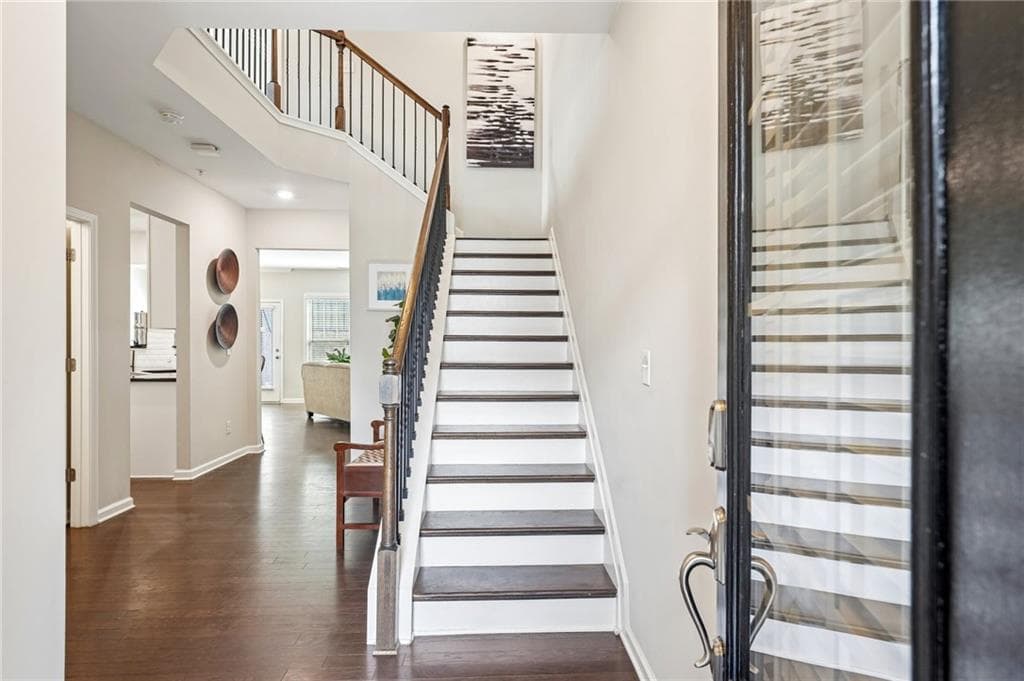 3 bedroom, 3 bathroom, 2,073 sq ft townhouse for sale at 513 Coral Street, Marietta, GA 30064 — photo 4