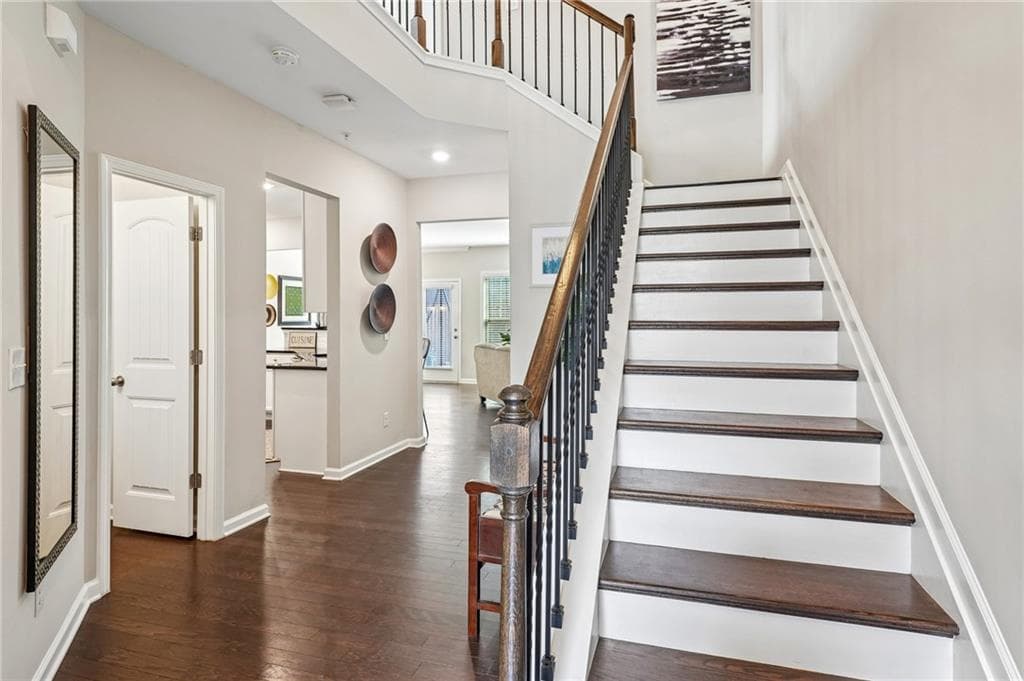 3 bedroom, 3 bathroom, 2,073 sq ft townhouse for sale at 513 Coral Street, Marietta, GA 30064 — photo 5