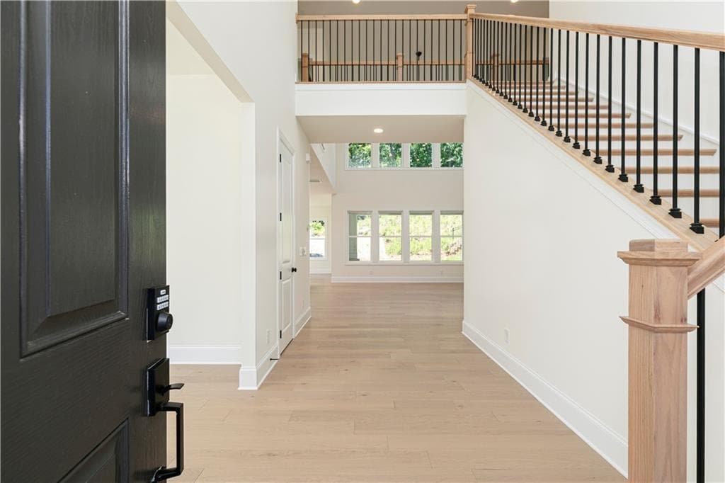 5 bedroom, 6 bathroom, 3,341 sq ft single family residence for sale at 2405 Bleckley Place, Cumming, GA 30041 — photo 3