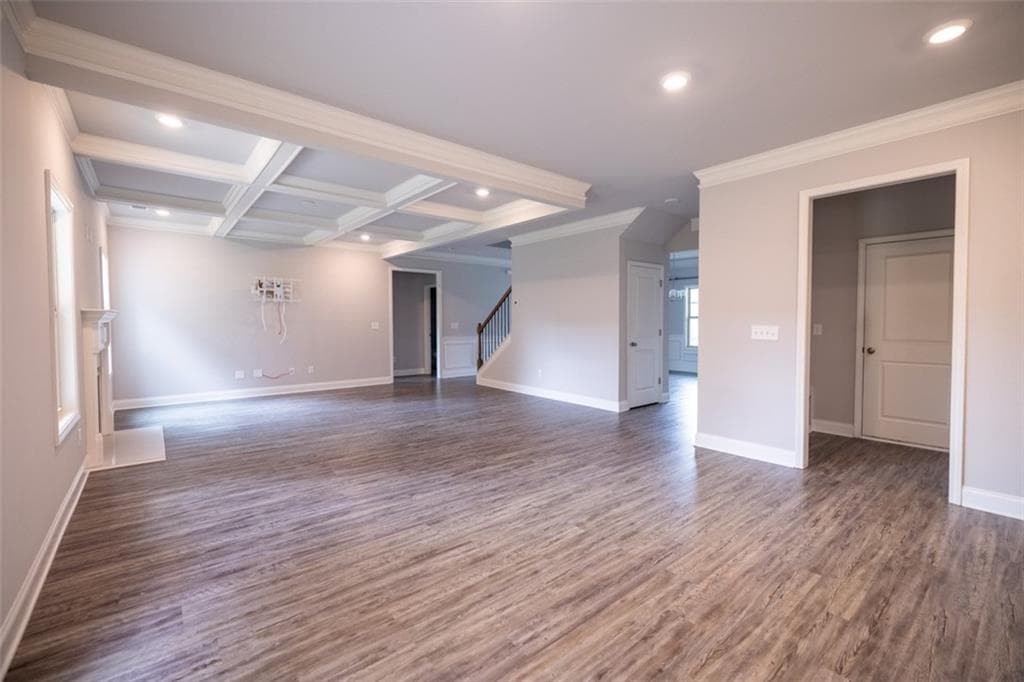 5 bedroom, 4 bathroom, 3,385 sq ft single family residence for sale at 352 Newshaw Drive, Lawrenceville, GA 30046 — photo 4