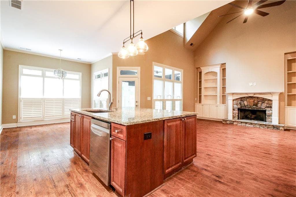 4 bedroom, 4 bathroom, 3,416 sq ft single family residence for sale at 1676 Tanner Circle, Acworth, GA 30101 — photo 5