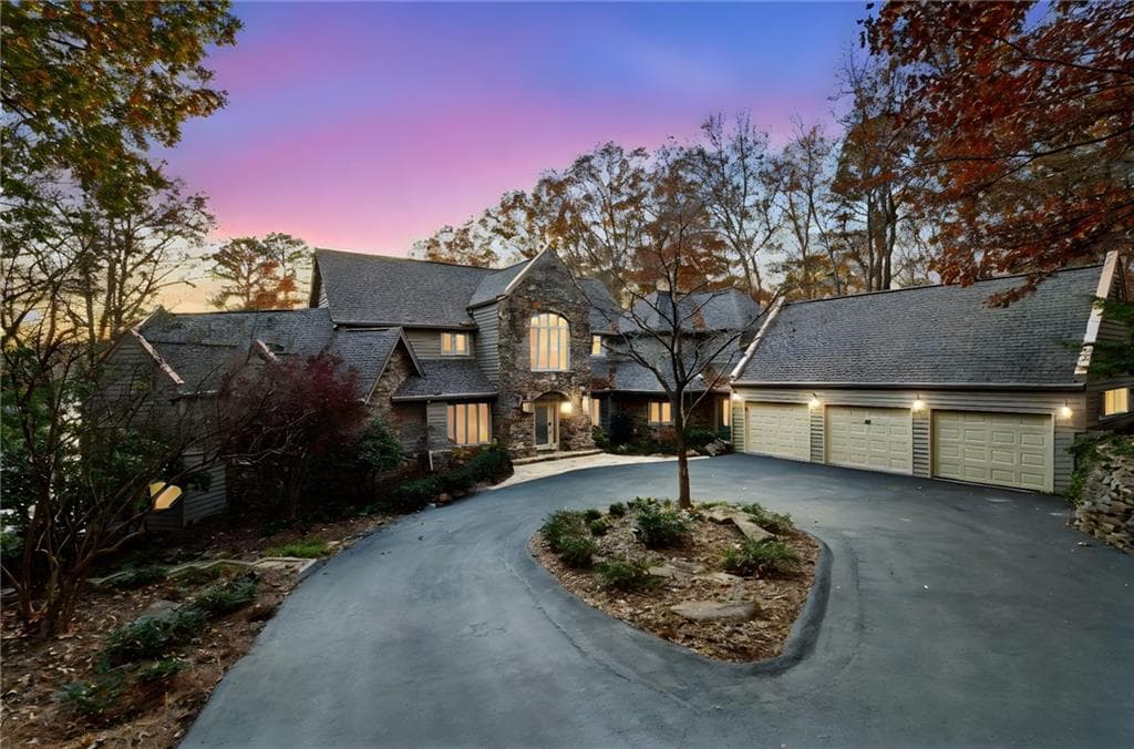 5 bedroom, 6 bathroom, 7,353 sq ft single family residence for sale at 255 Indigo Bunting Trail, Big Canoe, GA 30143 — photo 3