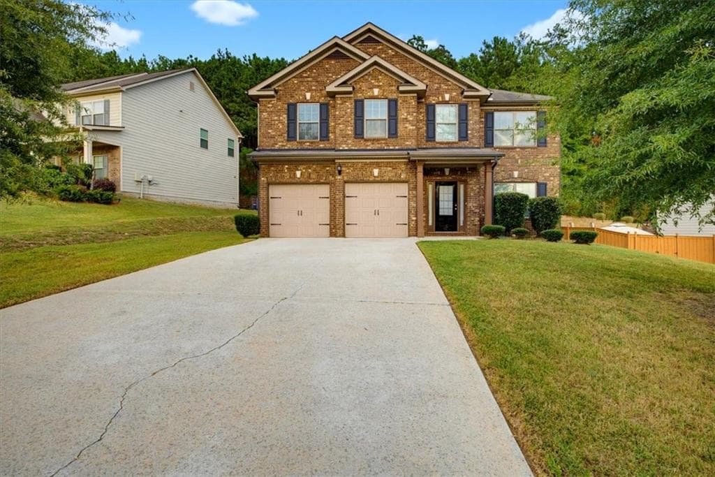4 bedroom, 3 bathroom, 2,380 sq ft single family residence for sale at 5010 Tower View Trail, Snellville, GA 30039