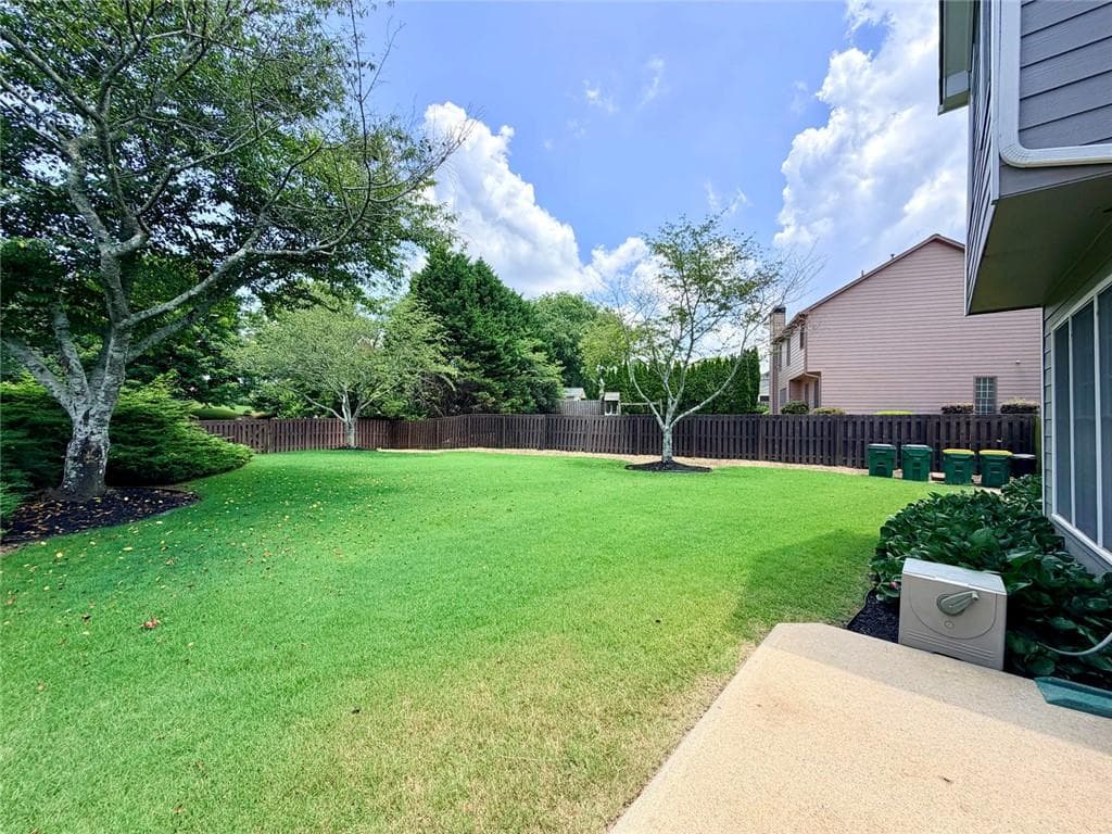 4 bedroom, 3 bathroom, 2,600 sq ft single family residence for rent at 6271 Mountain Ridge Circle, Sugar Hill, GA 30518 for $3,400 a month — photo 5