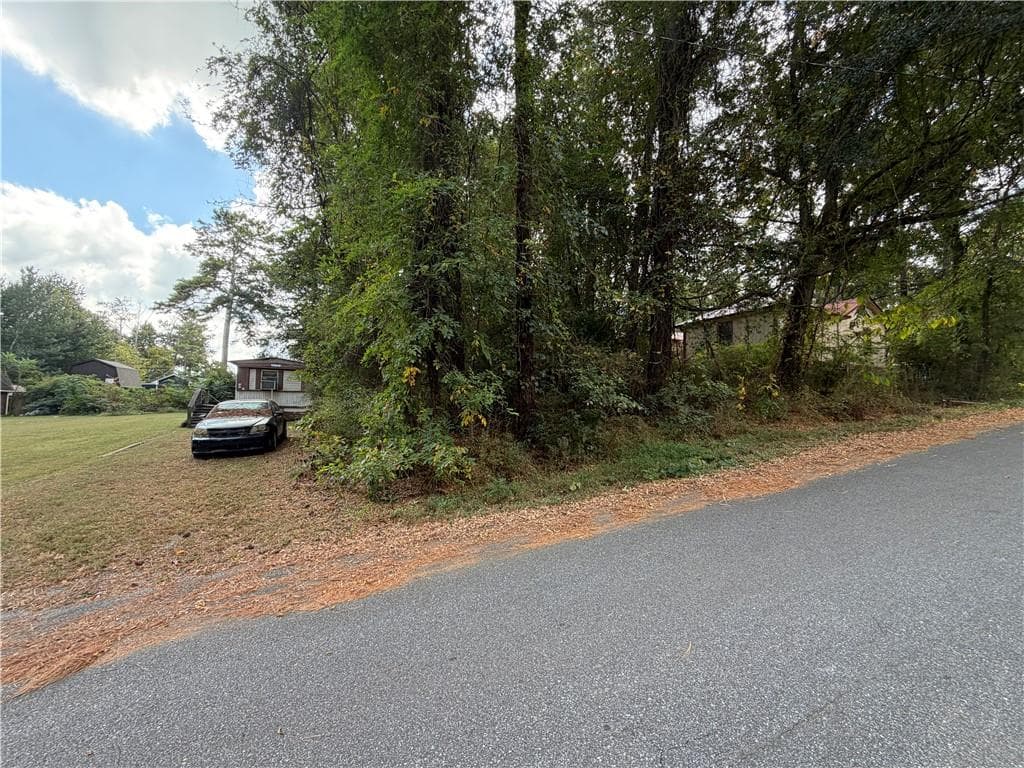 single family residence for sale at 184 Sunset Road, Acworth, GA 30101 — photo 2