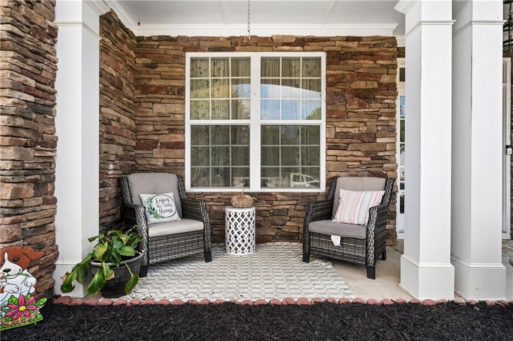 5 bedroom, 4 bathroom, 2,996 sq ft single family residence for sale at 115 Stonewood Creek Court, Dallas, GA 30132 — photo 3