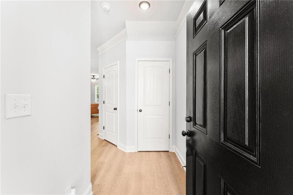 3 bedroom, 3 bathroom, 1,660 sq ft townhouse for rent at 19 Crest Drive 2, Hartwell, GA 30643 for $2,200 a month — photo 3