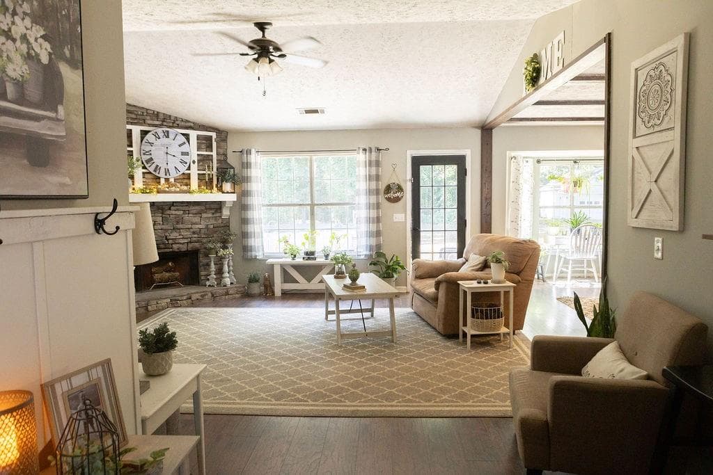 4 bedroom, 3 bathroom, 1,854 sq ft single family residence for sale at 160 Eastwood Forest, Covington, GA 30014 — photo 8