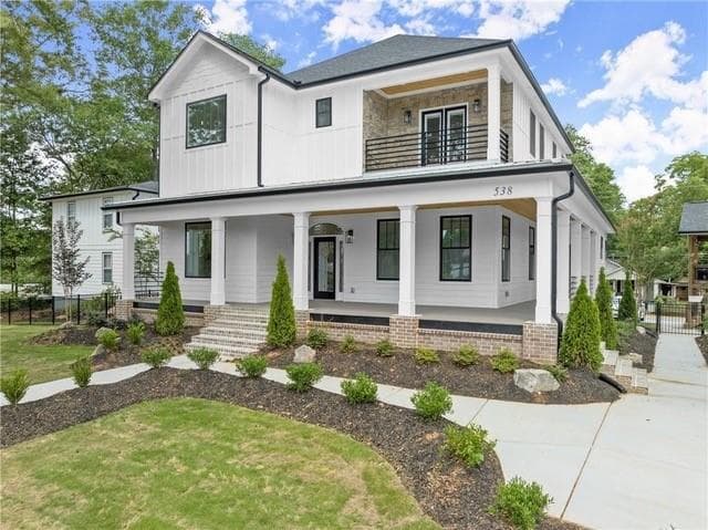 4 bedroom, 5 bathroom, 3,019 sq ft single family residence for rent at 538 W Shadburn Avenue, Buford, GA 30518 for $4,995 a month — photo 1 of 56